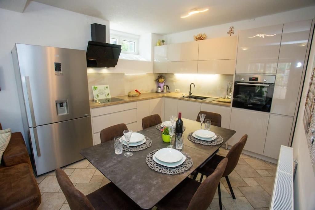 Old Town Apartment Спліт Екстер'єр фото